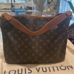 Louis Vuitton bag.monogram. Delightful hobo bag.100%Autentic.